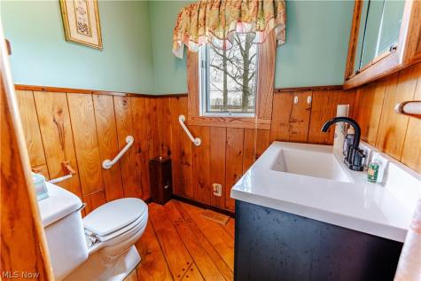 6401 Moff Road Atwater OH 44201
