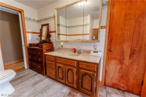 6401 Moff Road Atwater OH 44201