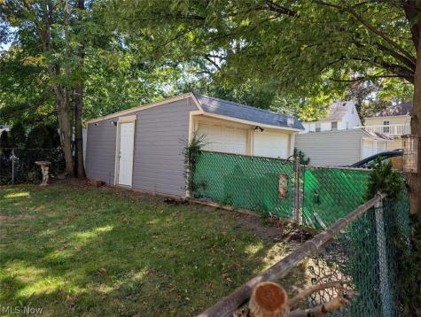 3742 Silsby Road University Heights OH 44118