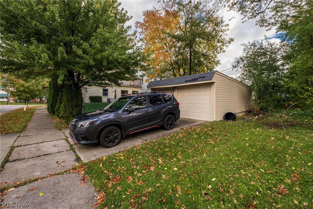 3742 Silsby Road University Heights OH 44118
