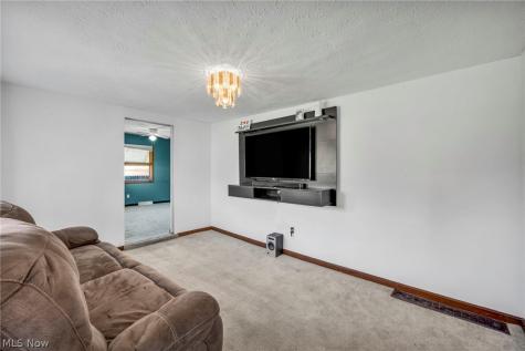 1980 Wadsworth Road Norton OH 44203
