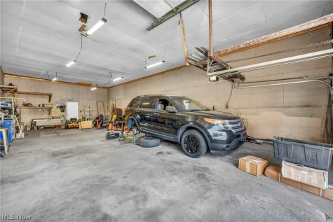 1980 Wadsworth Road Norton OH 44203