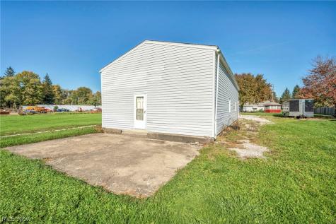 1980 Wadsworth Road Norton OH 44203