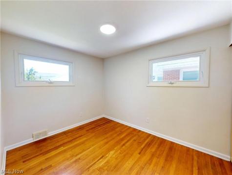 1713 Empire Road Wickliffe OH 44092