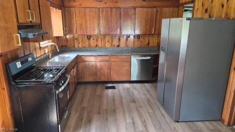 3962 Swain Drive Norton OH 44203