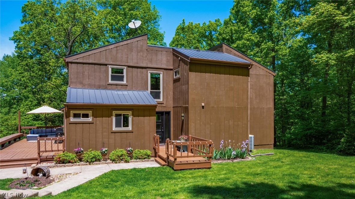 10383 Twin Oaks Drive Cambridge OH 43725