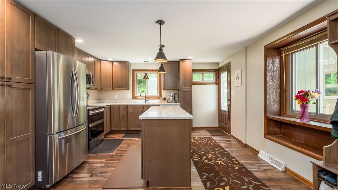 10383 Twin Oaks Drive Cambridge OH 43725