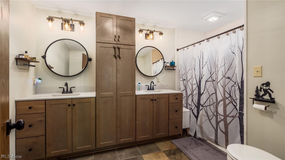 10383 Twin Oaks Drive Cambridge OH 43725