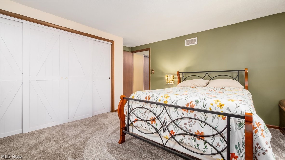 10383 Twin Oaks Drive Cambridge OH 43725