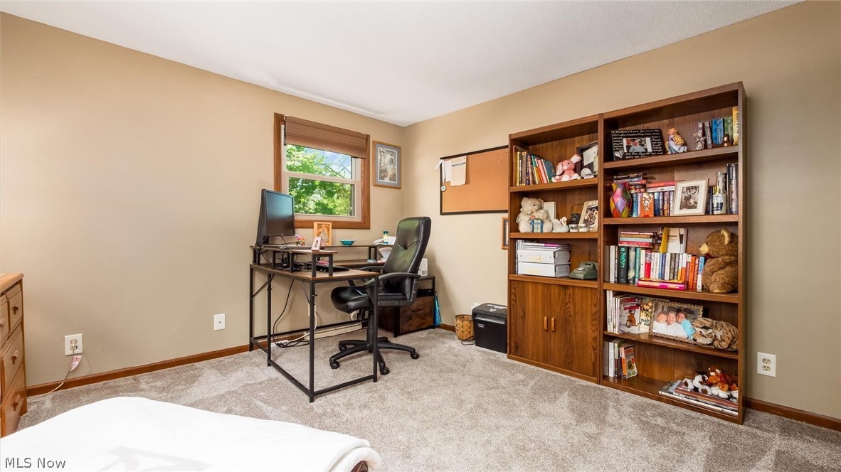 10383 Twin Oaks Drive Cambridge OH 43725