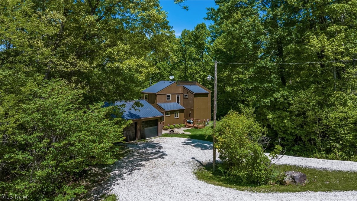 10383 Twin Oaks Drive Cambridge OH 43725