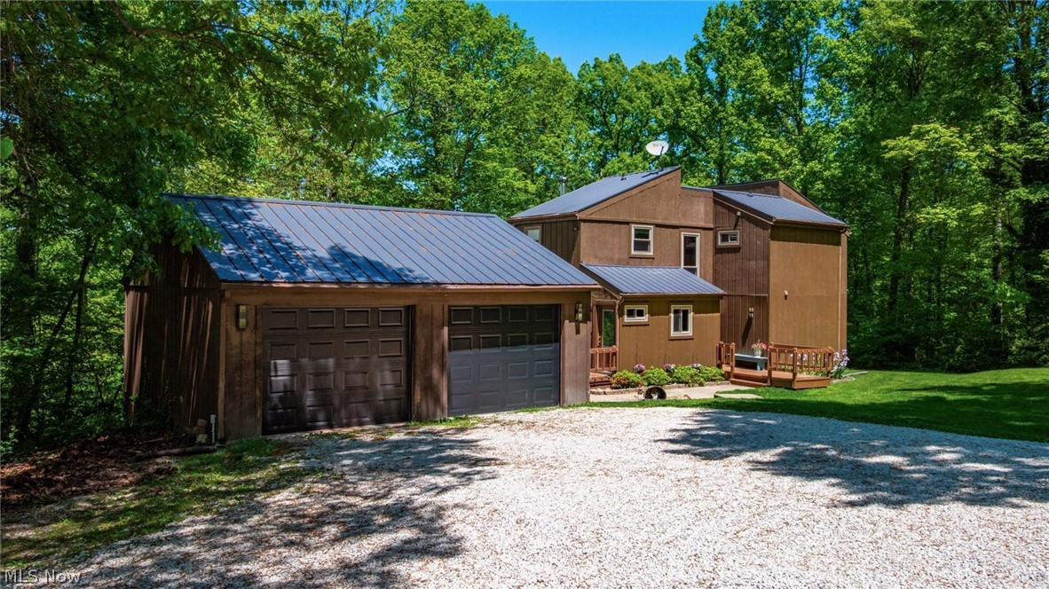 10383 Twin Oaks Drive Cambridge OH 43725