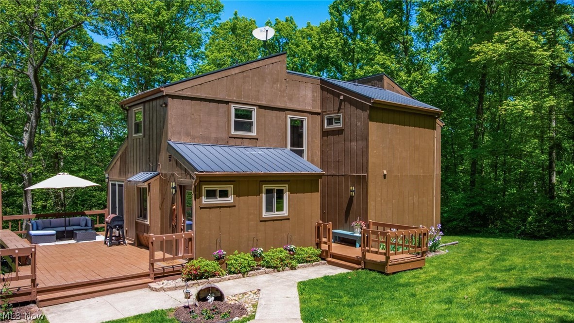 10383 Twin Oaks Drive Cambridge OH 43725