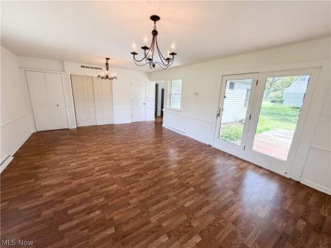 1064 Munroe Falls Kent Road Kent OH 44240
