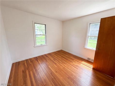1064 Munroe Falls Kent Road Kent OH 44240