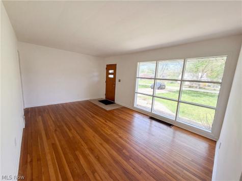1064 Munroe Falls Kent Road Kent OH 44240