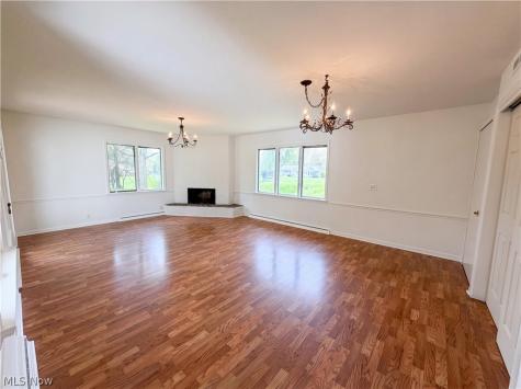 1064 Munroe Falls Kent Road Kent OH 44240