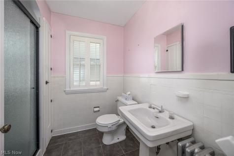 3534 Cedarbrook Road University Heights OH 44118