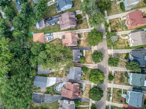 3534 Cedarbrook Road University Heights OH 44118
