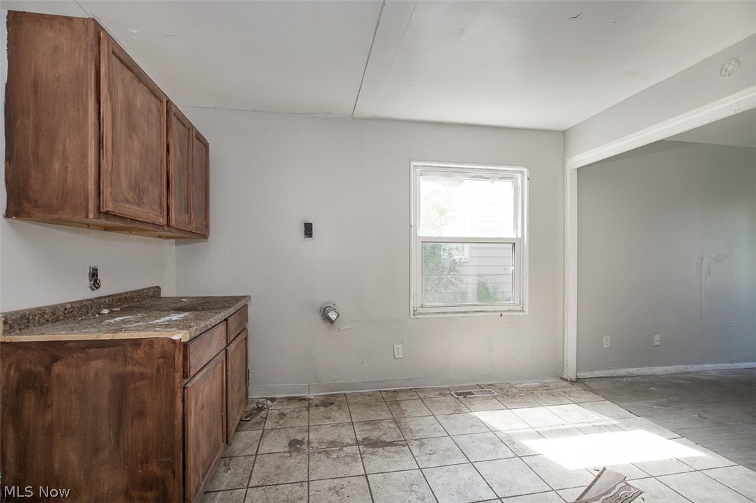 19414 Longbrook Road Warrensville Heights OH 44128