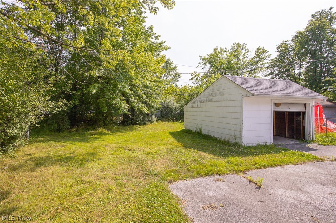 19414 Longbrook Road Warrensville Heights OH 44128