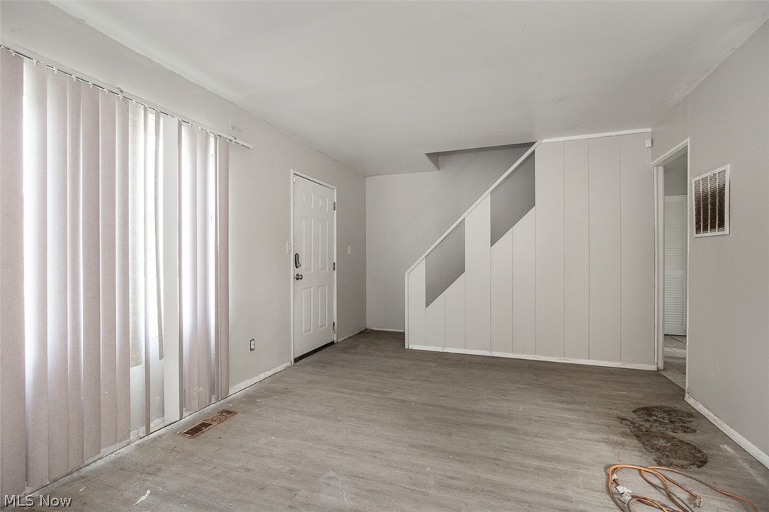 19414 Longbrook Road Warrensville Heights OH 44128