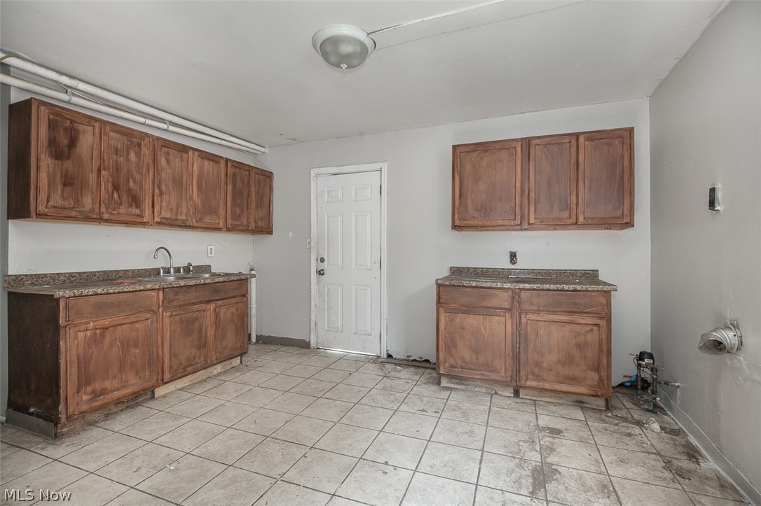 19414 Longbrook Road Warrensville Heights OH 44128