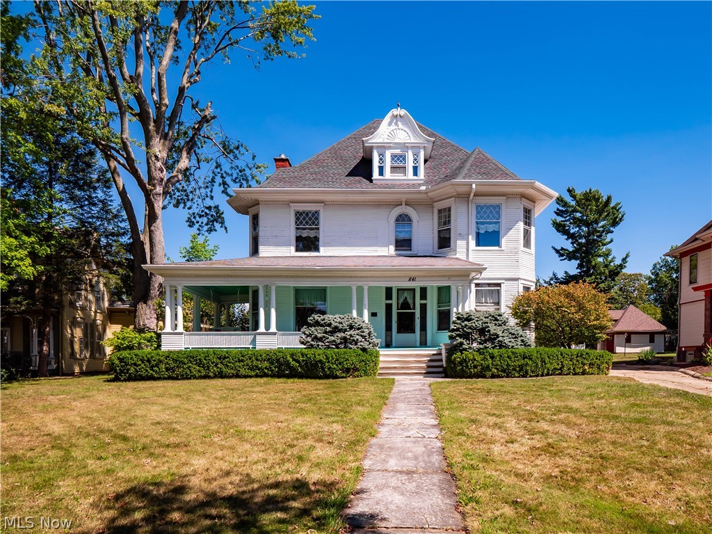 841 Center Street Ashland OH 44805