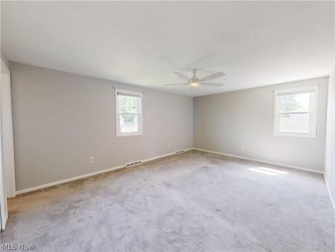 4792 Geraldine Road Richmond Heights OH 44143