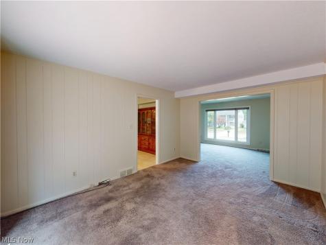 4792 Geraldine Road Richmond Heights OH 44143