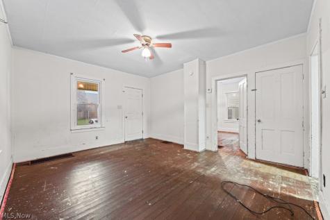 225 W Indiana Avenue Sebring OH 44672