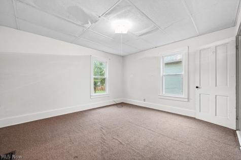 225 W Indiana Avenue Sebring OH 44672