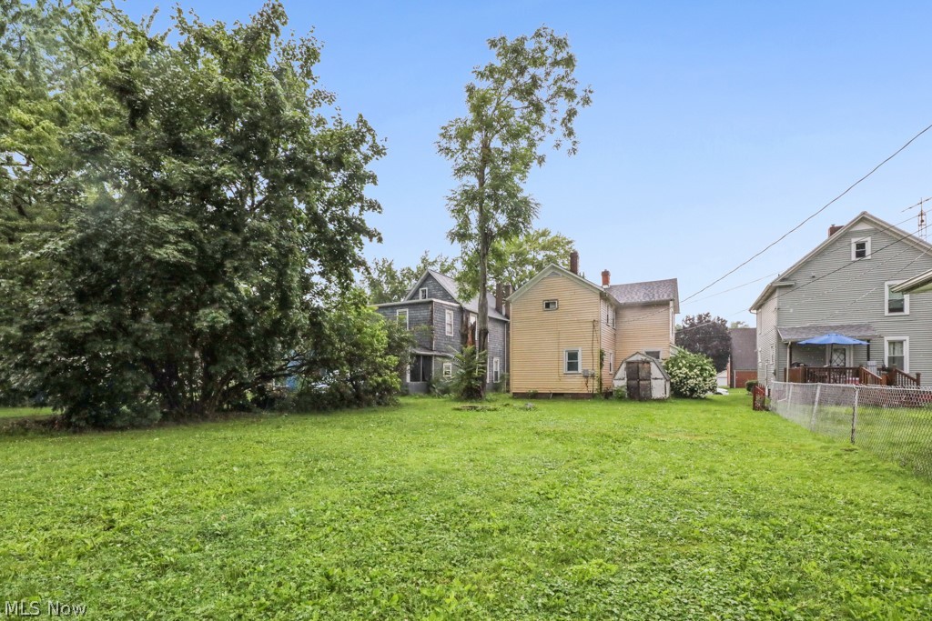 225 W Indiana Avenue Sebring OH 44672