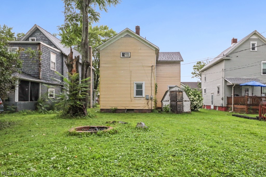 225 W Indiana Avenue Sebring OH 44672
