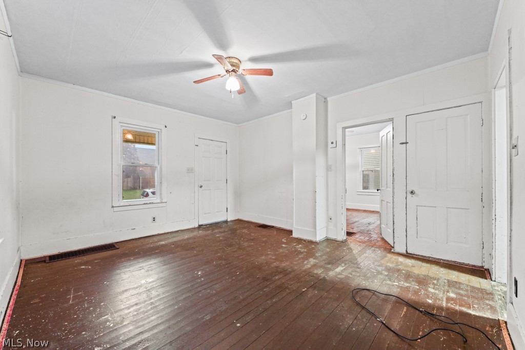225 W Indiana Avenue Sebring OH 44672