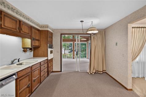 2550 Dogwood Drive NE Massillon OH 44646