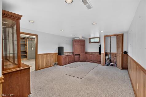 2550 Dogwood Drive NE Massillon OH 44646