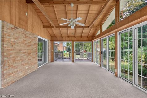 2550 Dogwood Drive NE Massillon OH 44646