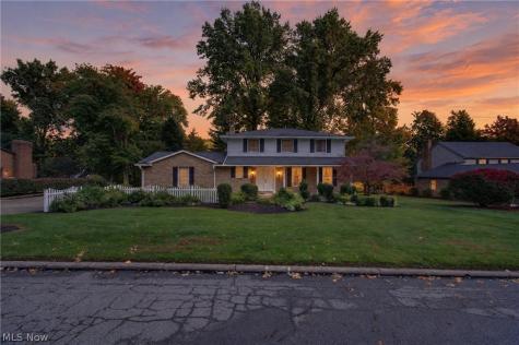 2550 Dogwood Drive NE Massillon OH 44646