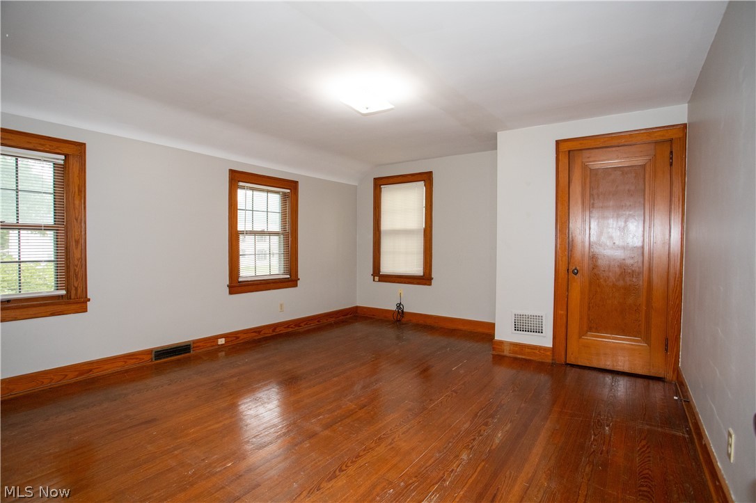 655 E Liberty Street Hubbard OH 44425