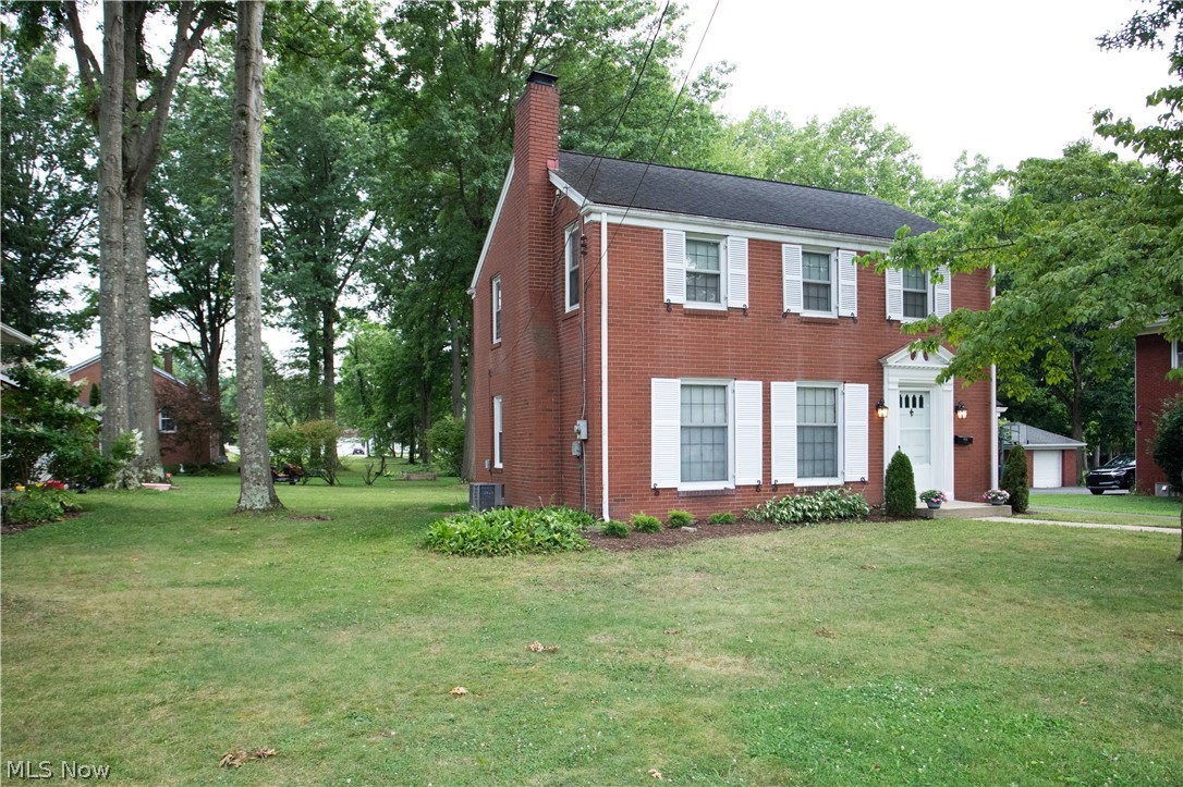 655 E Liberty Street Hubbard OH 44425