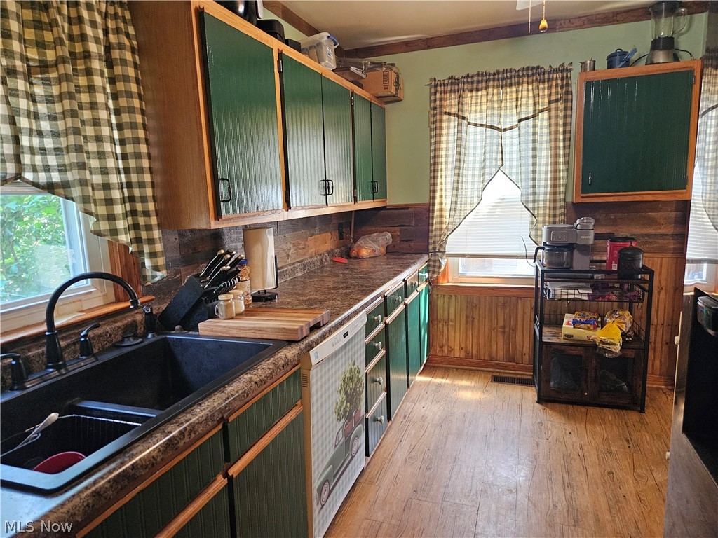 1555 Hay Avenue Coshocton OH 43812