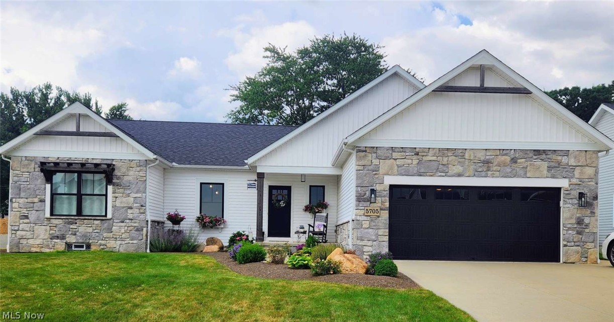 5705 Shadow Ridge Circle NW North Canton OH 44720