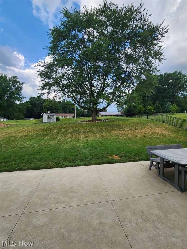 5705 Shadow Ridge Circle NW North Canton OH 44720