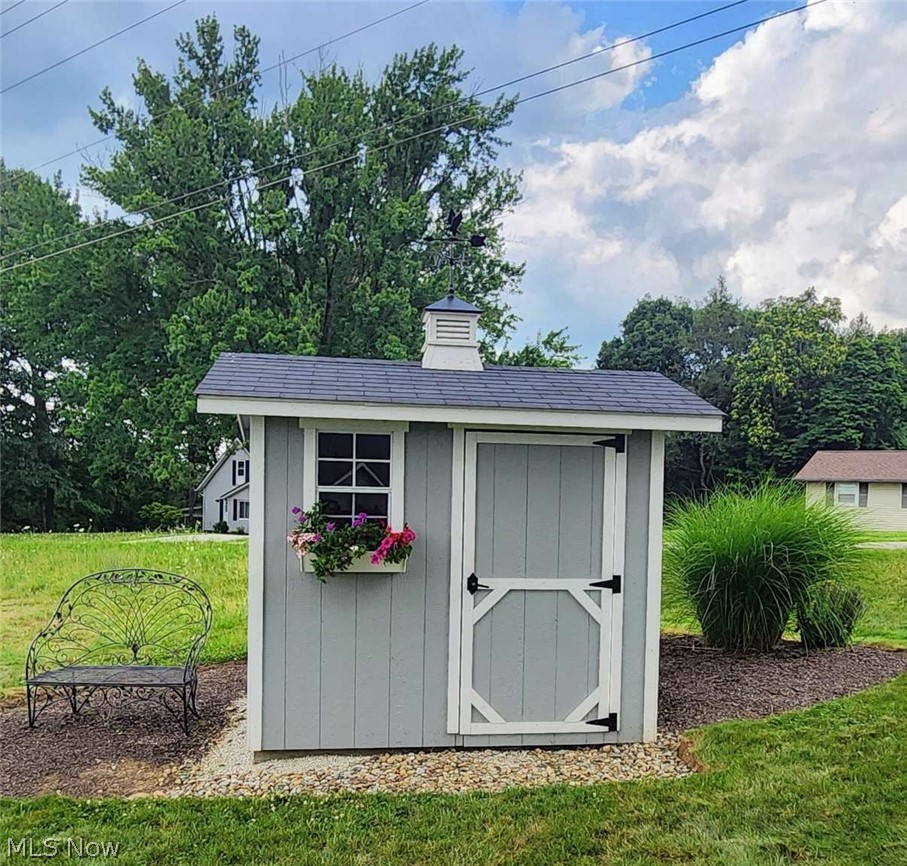 5705 Shadow Ridge Circle NW North Canton OH 44720