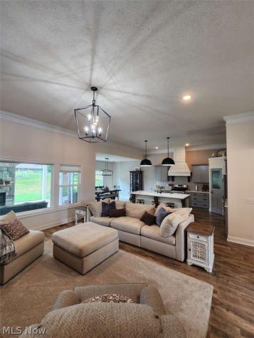 5705 Shadow Ridge Circle NW North Canton OH 44720
