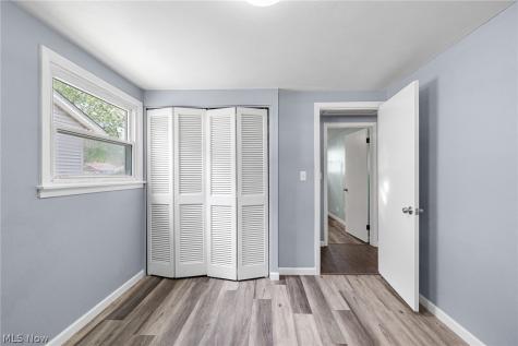 436 Ambler Drive Elyria OH 44035