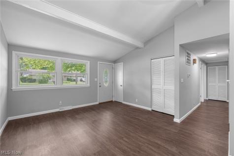 436 Ambler Drive Elyria OH 44035