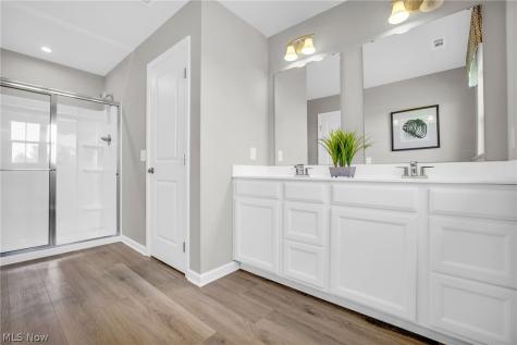 1024 Kadas Lane Wooster OH 44691