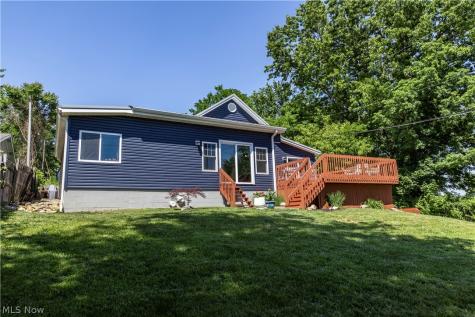 590 Pear Drive Akron OH 44319